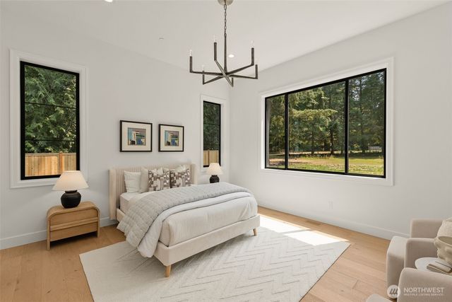 13203 NE 54th Place, Bellevue, WA 98005