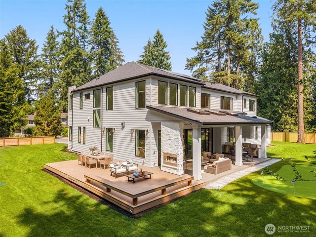 13203 NE 54th Place, Bellevue, WA 98005