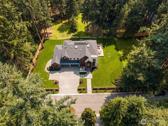 13203 NE 54th Place, Bellevue, WA 98005