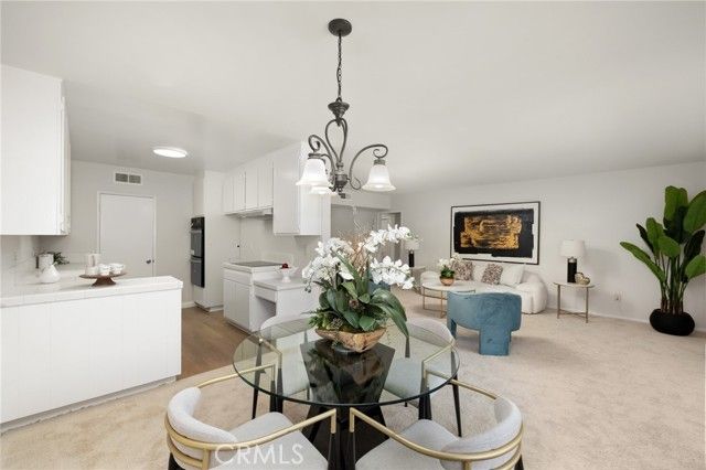 420 S Madison 304, Pasadena, CA 91101