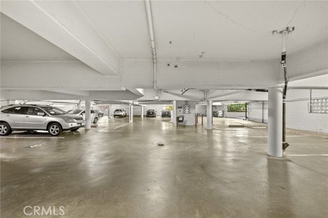 420 S Madison 304, Pasadena, CA 91101