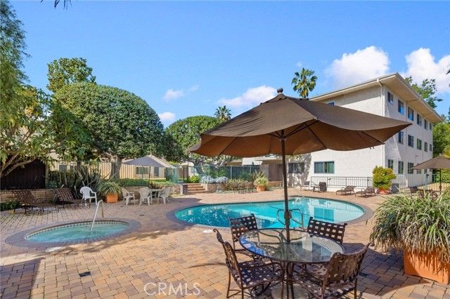 420 S Madison 304, Pasadena, CA 91101