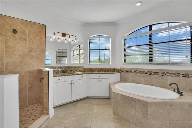 13611 SWIFTWATER WAY, Bradenton, FL 34211