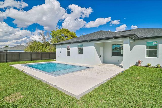 1326 NE 7TH PLACE, Cape Coral, FL 33909