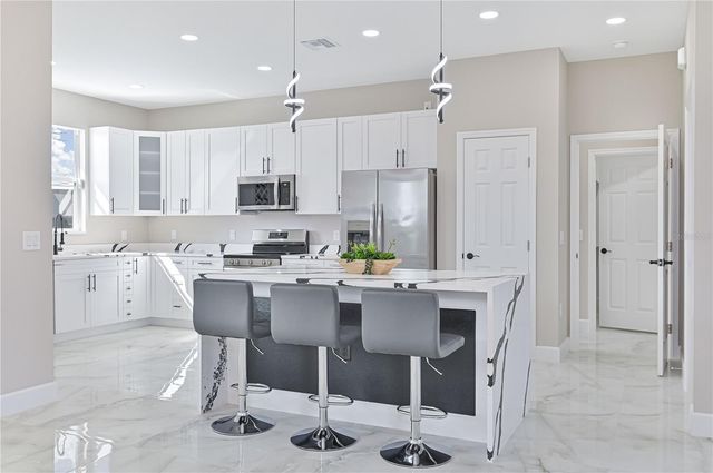 1326 NE 7TH PLACE, Cape Coral, FL 33909