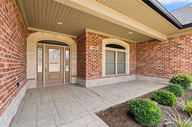 1906 Radiance Way, Jeffersonville, IN 47130