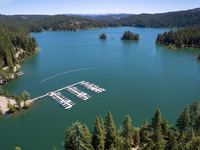 5502 Begonia Dr, Pollock Pines, CA 95726