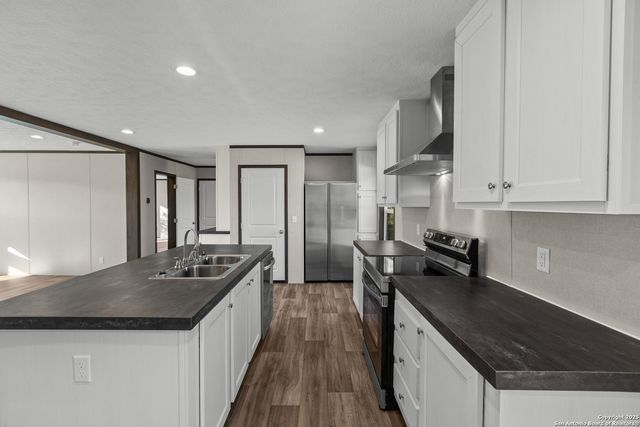 2126 Stevens Rd, Somerset, TX 78069