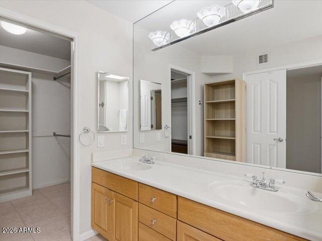 5630 E SYLVIA Street, Scottsdale, AZ 85254