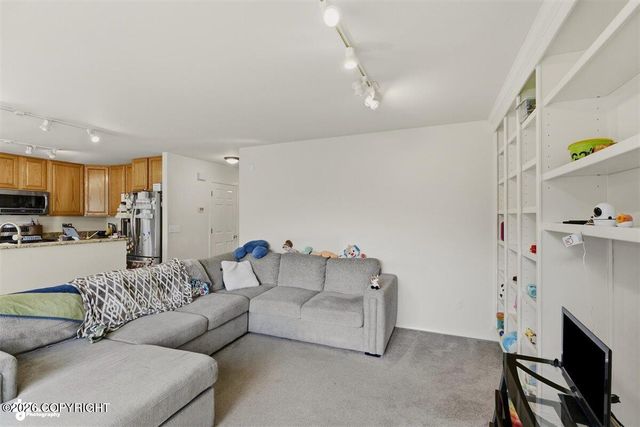 10643 Brigantine Circle, Anchorage, AK 99515
