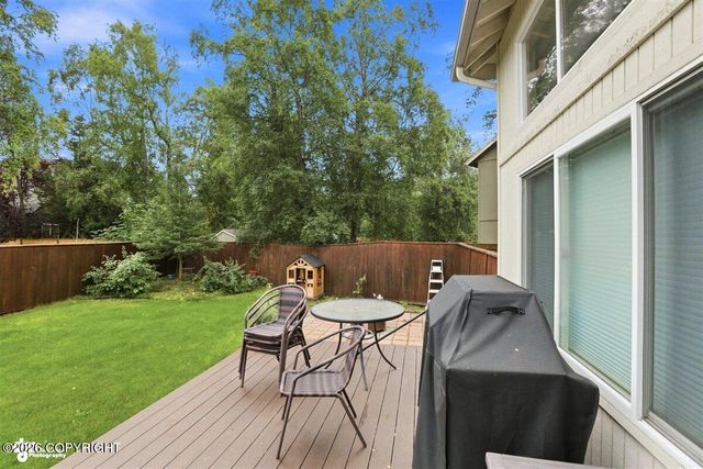 10643 Brigantine Circle, Anchorage, AK 99515