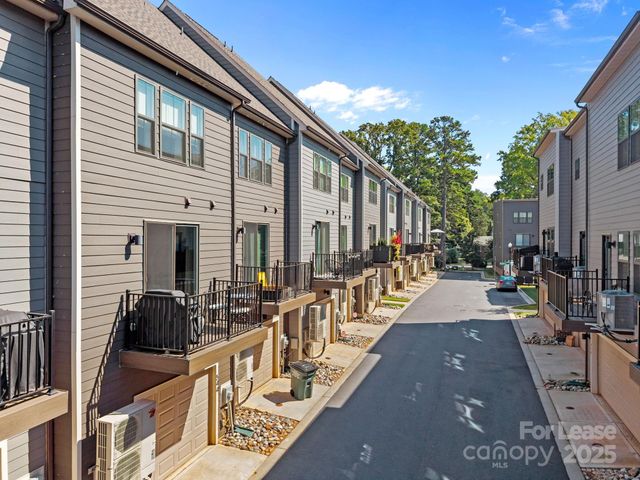 544 Billingsley Road, Charlotte, NC 28211