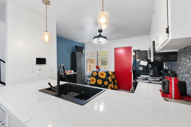 2268 Piccardo Cir, Stockton, CA 95207