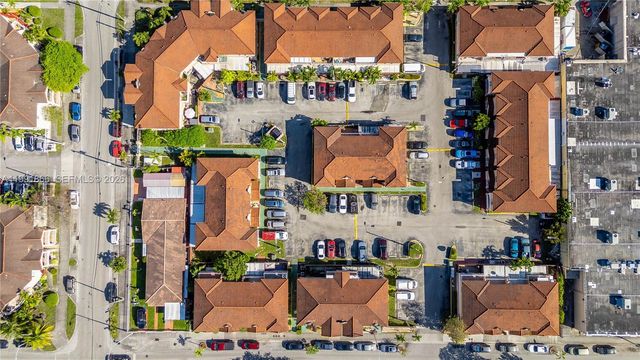 317 E 3rd St 201, Hialeah, FL 33010