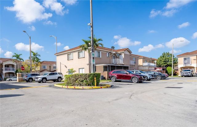 317 E 3rd St 201, Hialeah, FL 33010