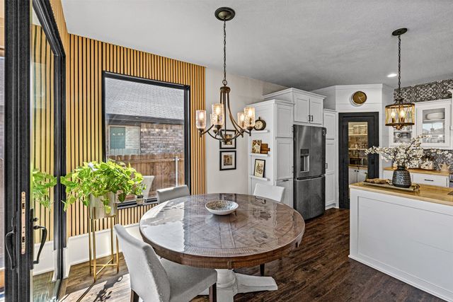 2373 Briscoe Ranch Drive, Weatherford, TX 76087