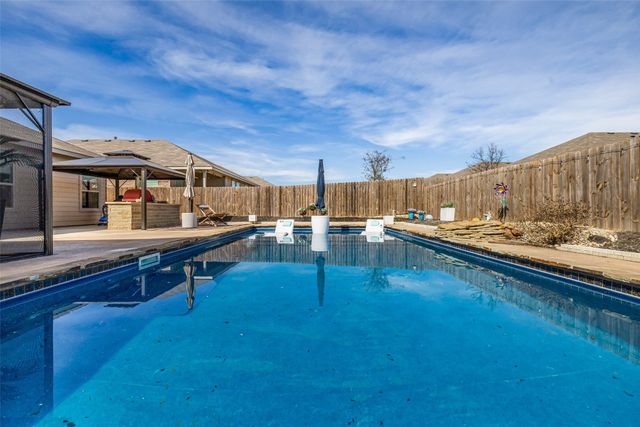 2373 Briscoe Ranch Drive, Weatherford, TX 76087