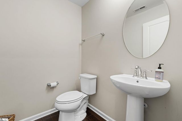 58 Hemingway Lane, Simpsonville, SC 29681