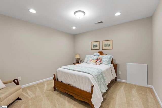 58 Hemingway Lane, Simpsonville, SC 29681