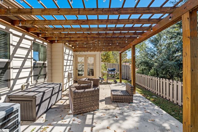 58 Hemingway Lane, Simpsonville, SC 29681