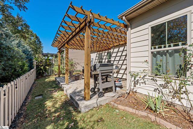 58 Hemingway Lane, Simpsonville, SC 29681