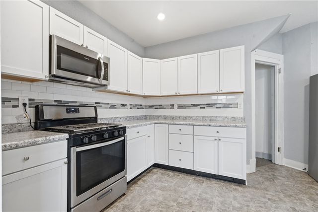 1701 Washington Avenue SE, Cedar Rapids, IA 52403