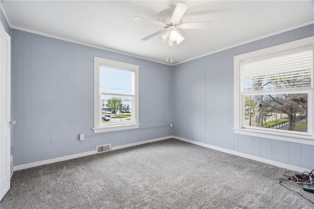 1701 Washington Avenue SE, Cedar Rapids, IA 52403