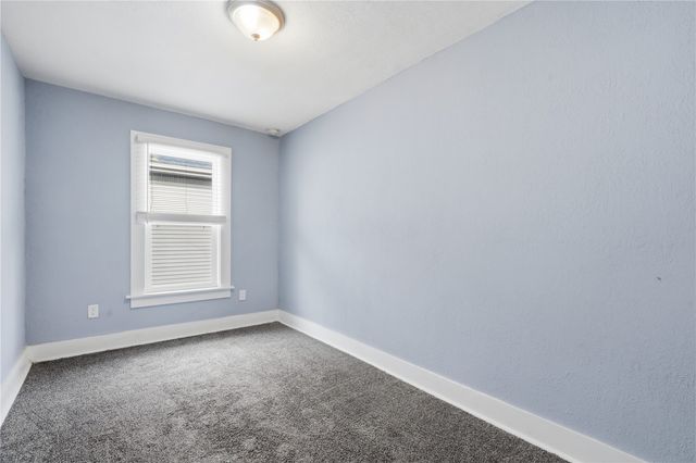 1701 Washington Avenue SE, Cedar Rapids, IA 52403
