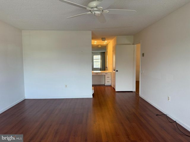 492 DELAIR RD #C, Monroe, NJ 08831