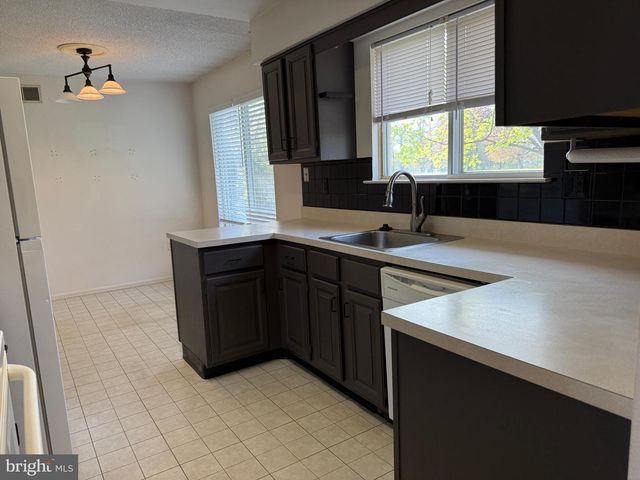 492 DELAIR RD #C, Monroe, NJ 08831