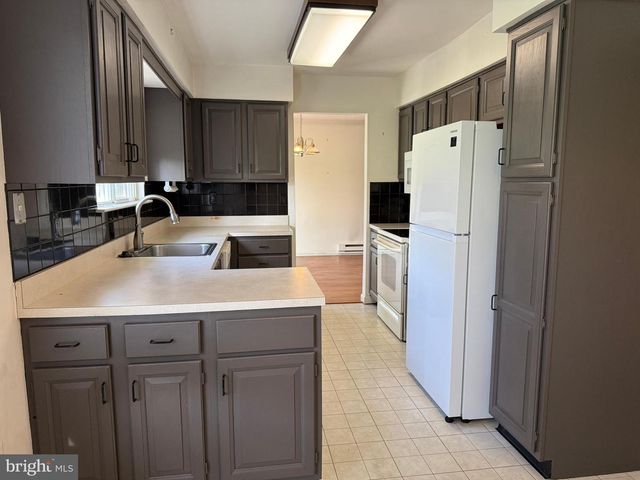 492 DELAIR RD #C, Monroe, NJ 08831