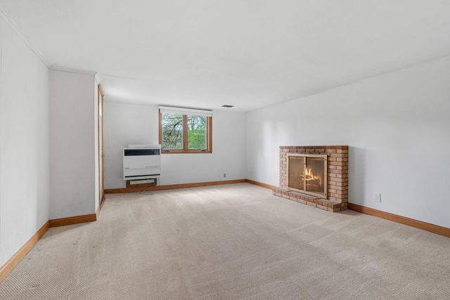 5208-5210 Grandview Lane, Edina, MN 55436