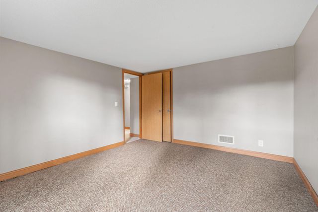 5208-5210 Grandview Lane, Edina, MN 55436
