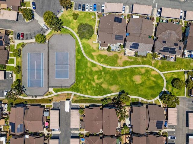 6889 Panamint Row 2, San Diego, CA 92139