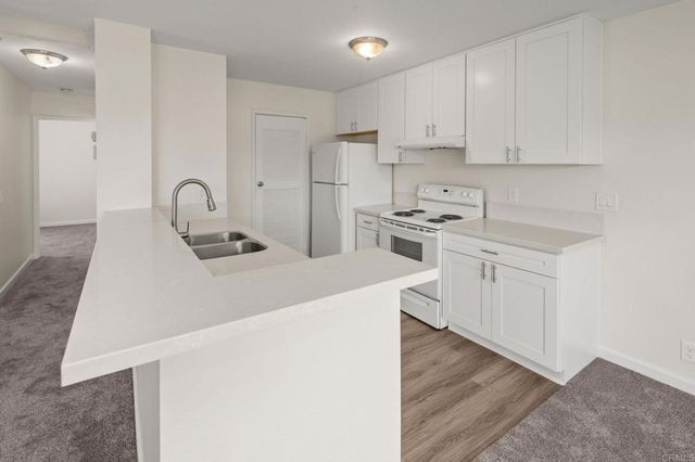 6889 Panamint Row 2, San Diego, CA 92139