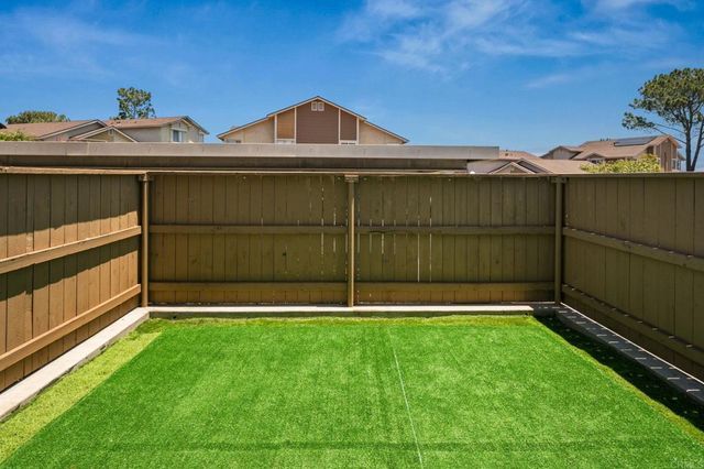 6889 Panamint Row 2, San Diego, CA 92139