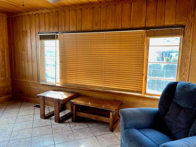 6826 N Kostner Avenue, Lincolnwood, IL 60712