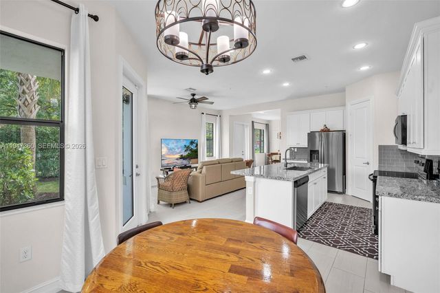 11603 SW 13th Dr, Pembroke Pines, FL 33025