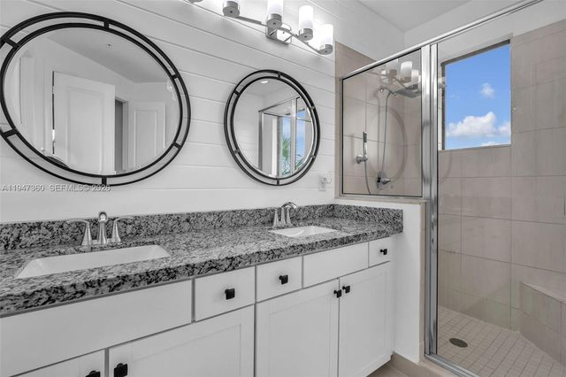 11603 SW 13th Dr, Pembroke Pines, FL 33025