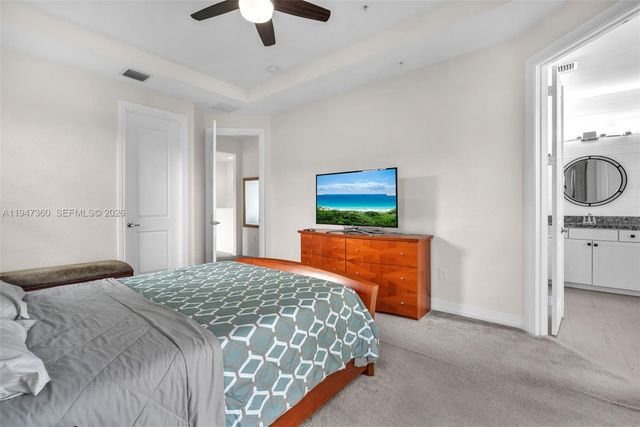 11603 SW 13th Dr, Pembroke Pines, FL 33025