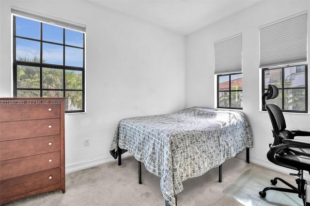 11603 SW 13th Dr, Pembroke Pines, FL 33025