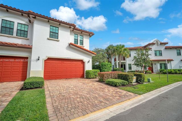11603 SW 13th Dr, Pembroke Pines, FL 33025