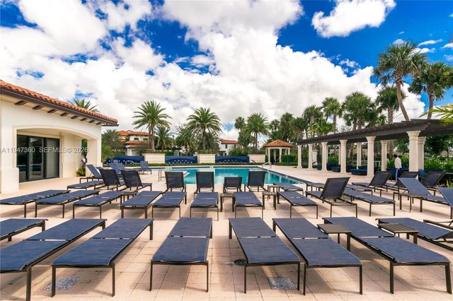 11603 SW 13th Dr, Pembroke Pines, FL 33025