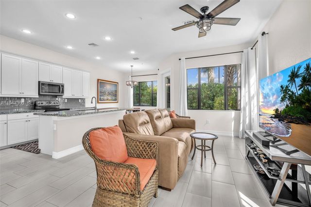 11603 SW 13th Dr, Pembroke Pines, FL 33025