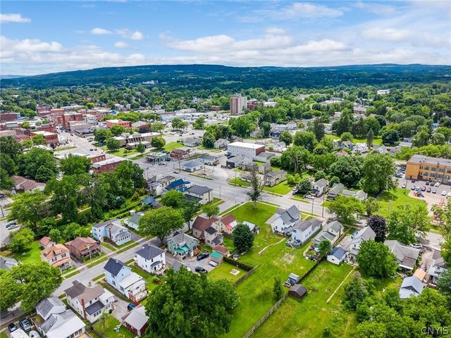 232 North Main Street, Oneida, NY 13421