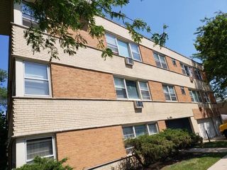 8537 Niles Center Road 3B, Skokie, IL 60077