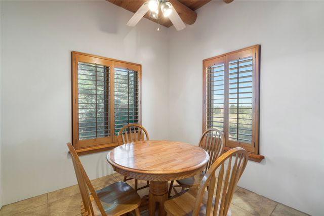 6 Quedo Road, Santa Fe, NM 87508