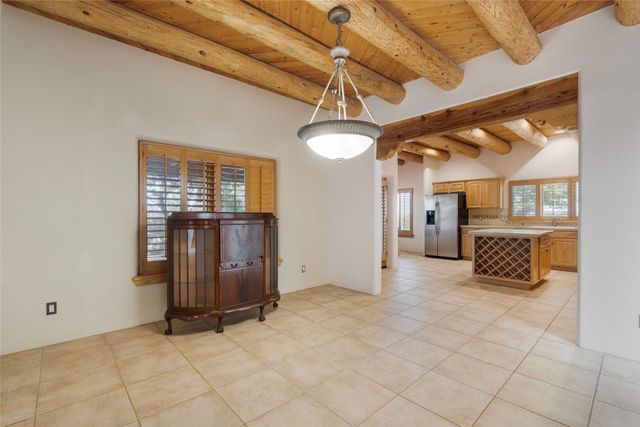 6 Quedo Road, Santa Fe, NM 87508