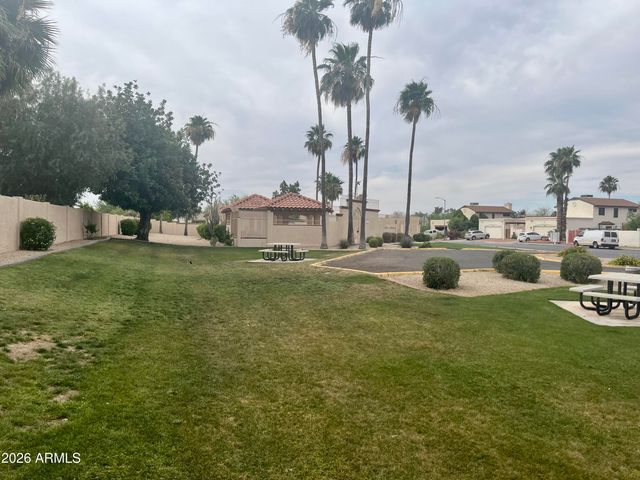 19658 N 48th Avenue, Glendale, AZ 85308