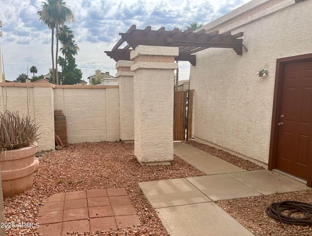 19658 N 48th Avenue, Glendale, AZ 85308